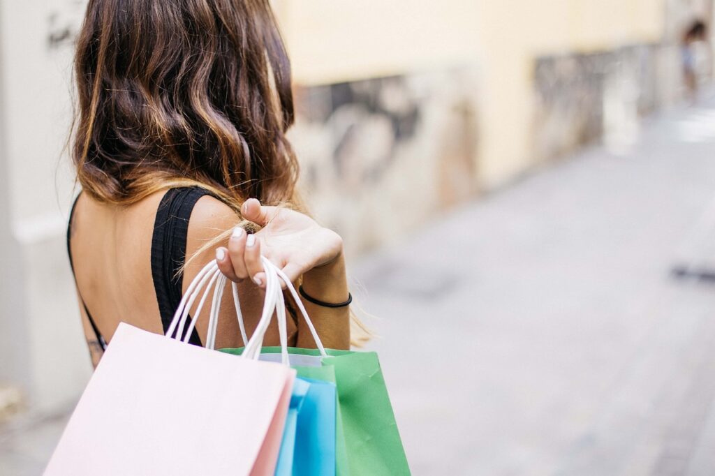 Halloween revela gatilhos do consumo em véspera de Black Friday e Natal